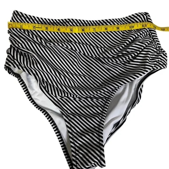 CUPSHE Ruffle Bandeau Bikini With High Waisted Bottom NWT SM Peach Black White - Picture 16 of 17